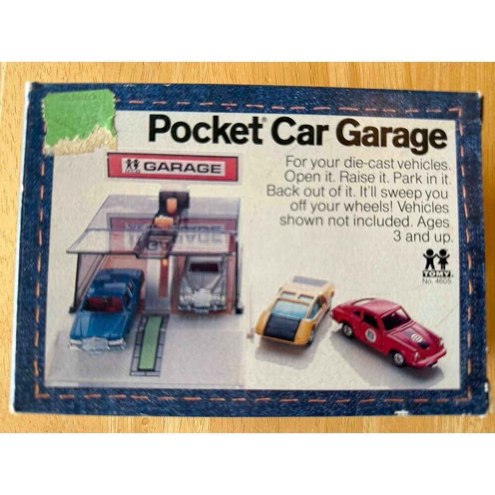 Vintage Tomy Pocket Cars Pocket Car Garage Play Set Plastic, MPN 4605